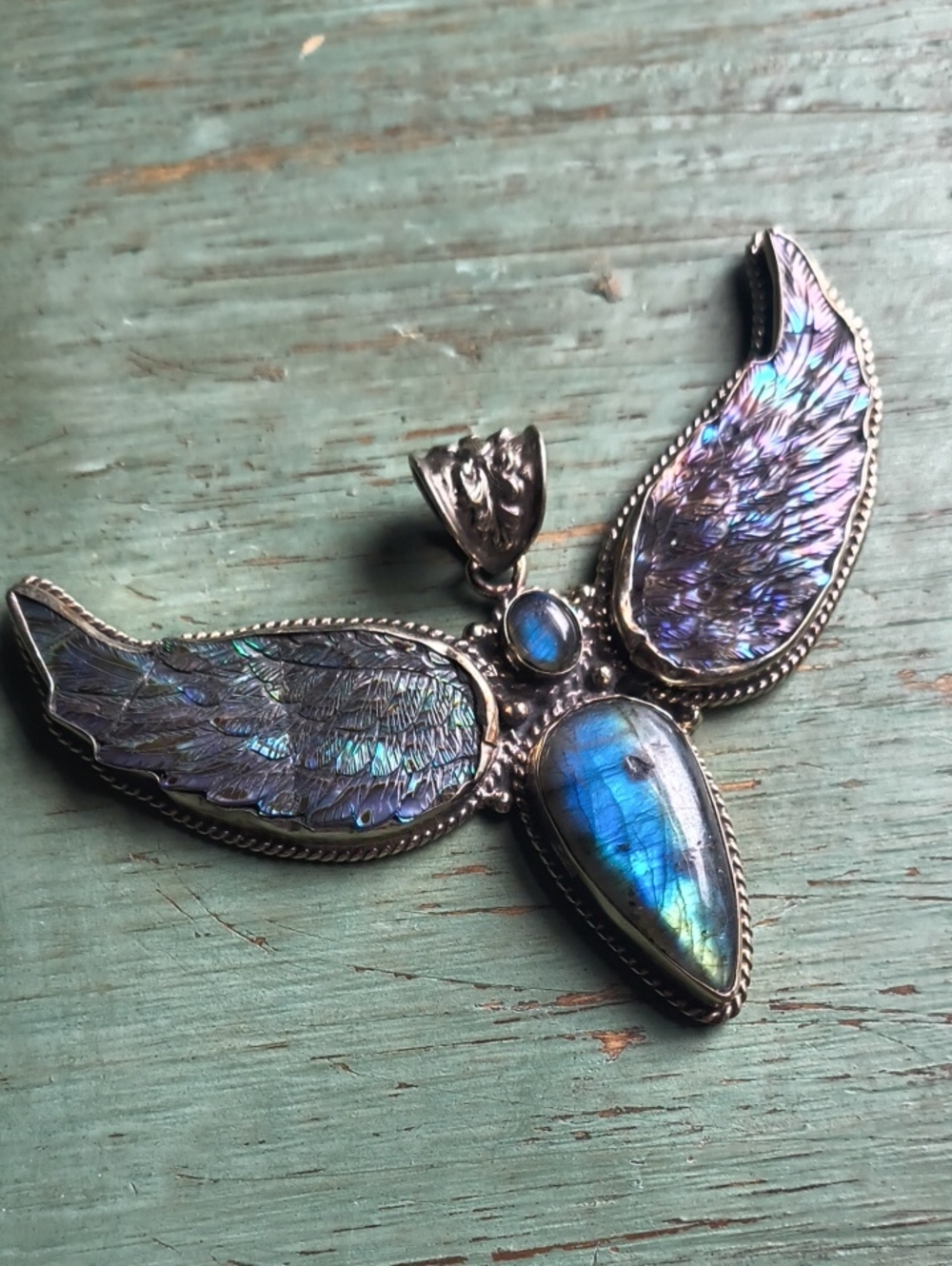 GORGEOUS Blue Labradorite And  Abalone  Angel Fairy Pendant Tibetan Silver - Picture 3 of 10